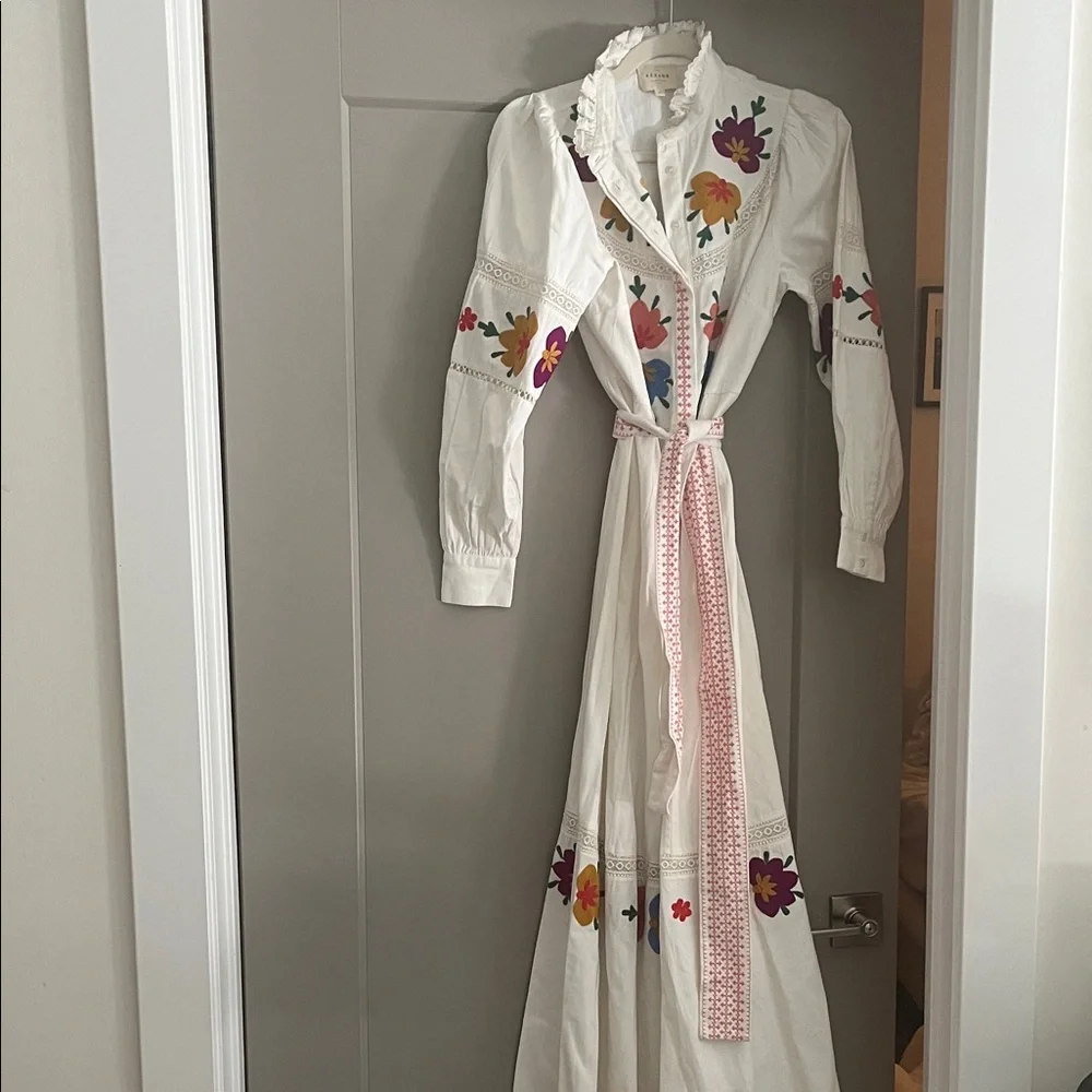 Sezane White Floral Embroidered Dress - Picture 1 of 4
